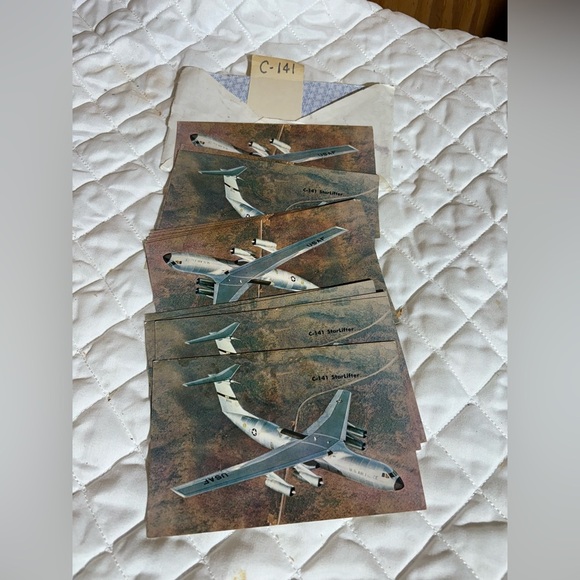 Lockheed C-141 Starlifter, a retired military strategic airlifter postcards - Picture 2 of 6